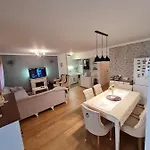 Bellina شقة سبليت